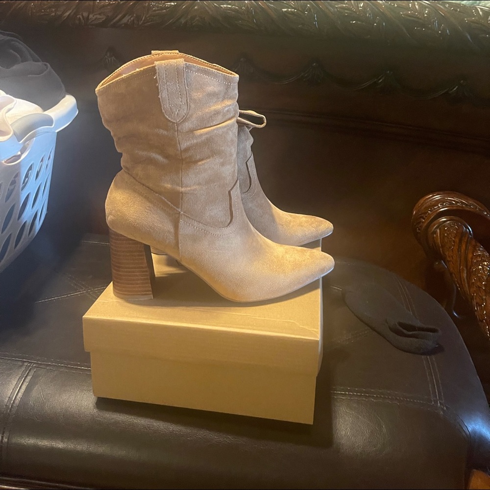 Vici dolls  boots.